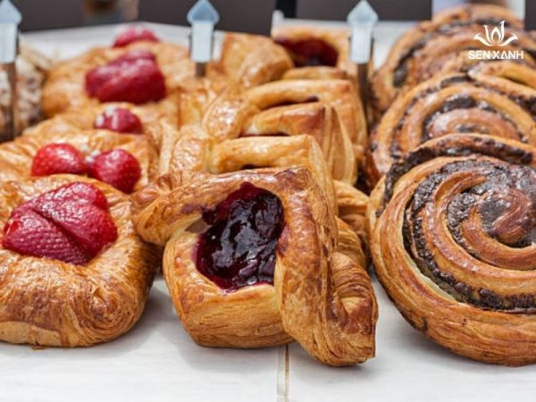 Bánh Danish Hoa Quả