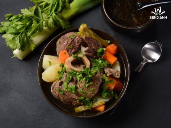 Bò hầm kiểu Pháp
