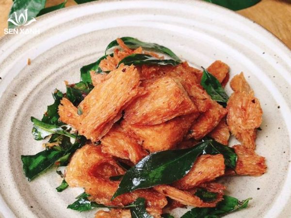 Bò lát chay nướng lá móc mật