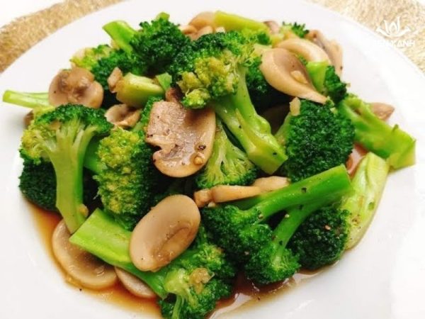 Bông cải xanh sốt nấm