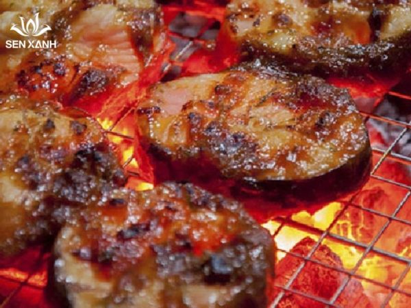 Cá lăng nướng muối ớt