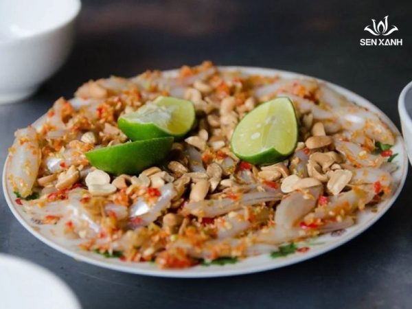 Gỏi cá mai & sốt đậu