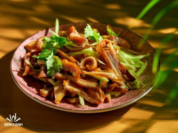 Gỏi Cuốn Tai Heo