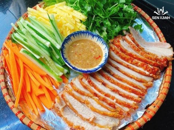 Gỏi Cuốn Thịt Heo Quay