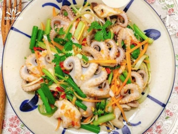 Gỏi tiến vua bạch tuộc