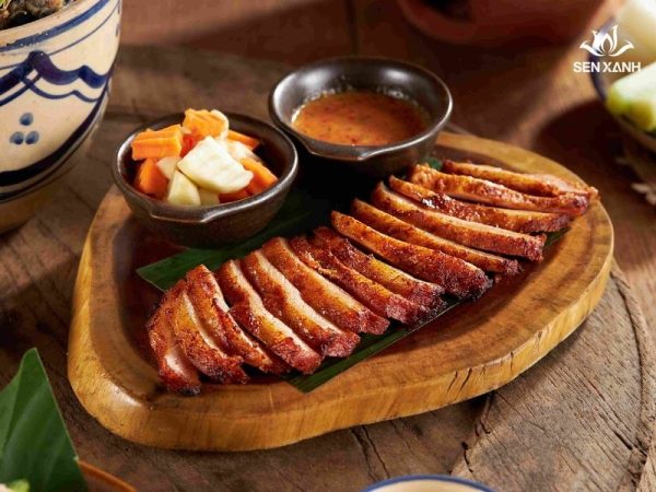 Má heo nướng sốt tiêu đen