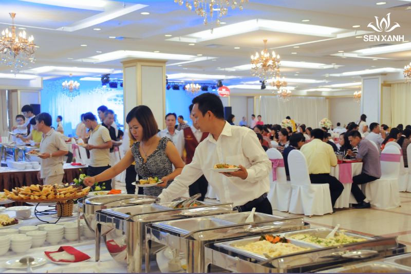 Tiệc buffet cho buổi hội nghị kh&aacute;ch h&agrave;ng