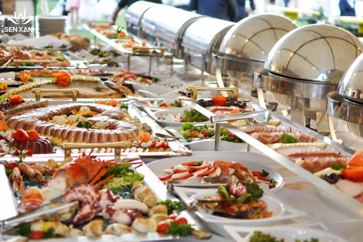 Thực đơn bữa tiệc phong ph&uacute;