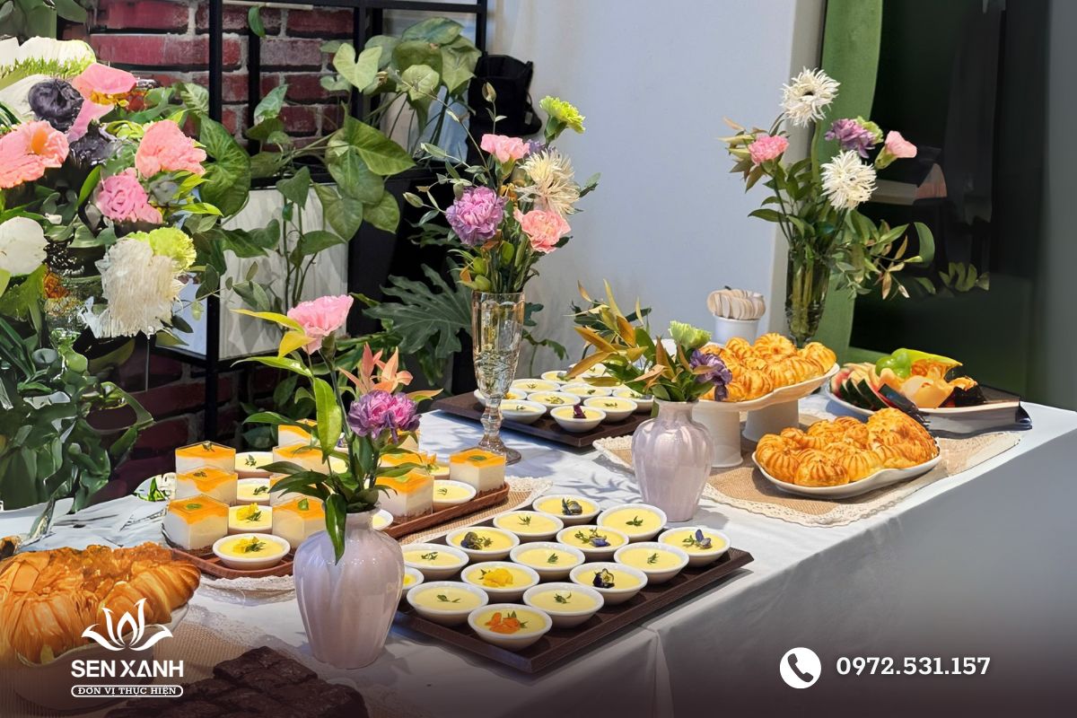 Trang tr&iacute; đẹp mắt m&oacute;n tr&aacute;ng miệng đồng bộ concept