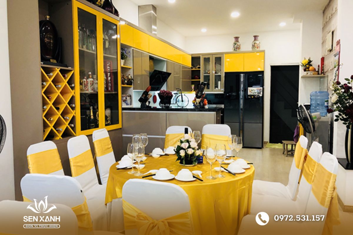 Sen Xanh setup đầy đủ kh&ocirc;ng gian tiệc