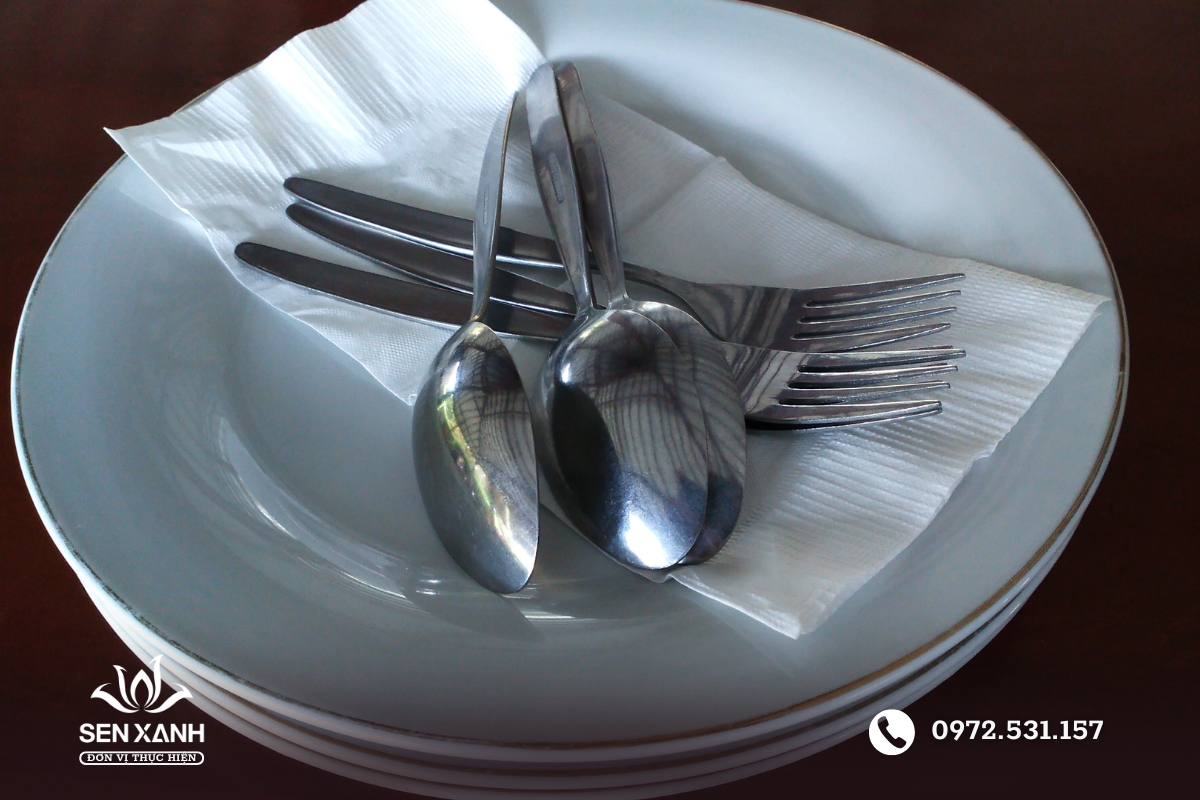 Sự chu to&agrave;n trong từng kh&acirc;u chuẩn bị tiệc finger food