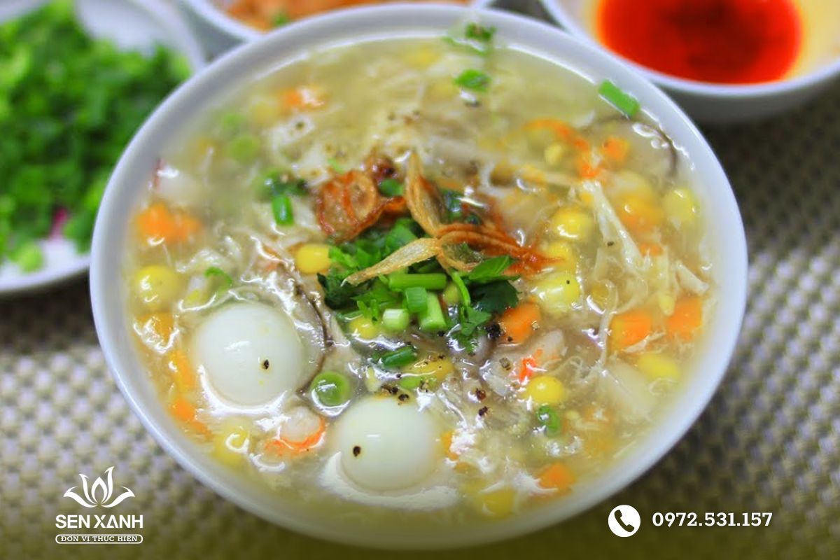 Tiệc buffet kh&ocirc;ng thể thiếu c&aacute;c m&oacute;n s&uacute;p