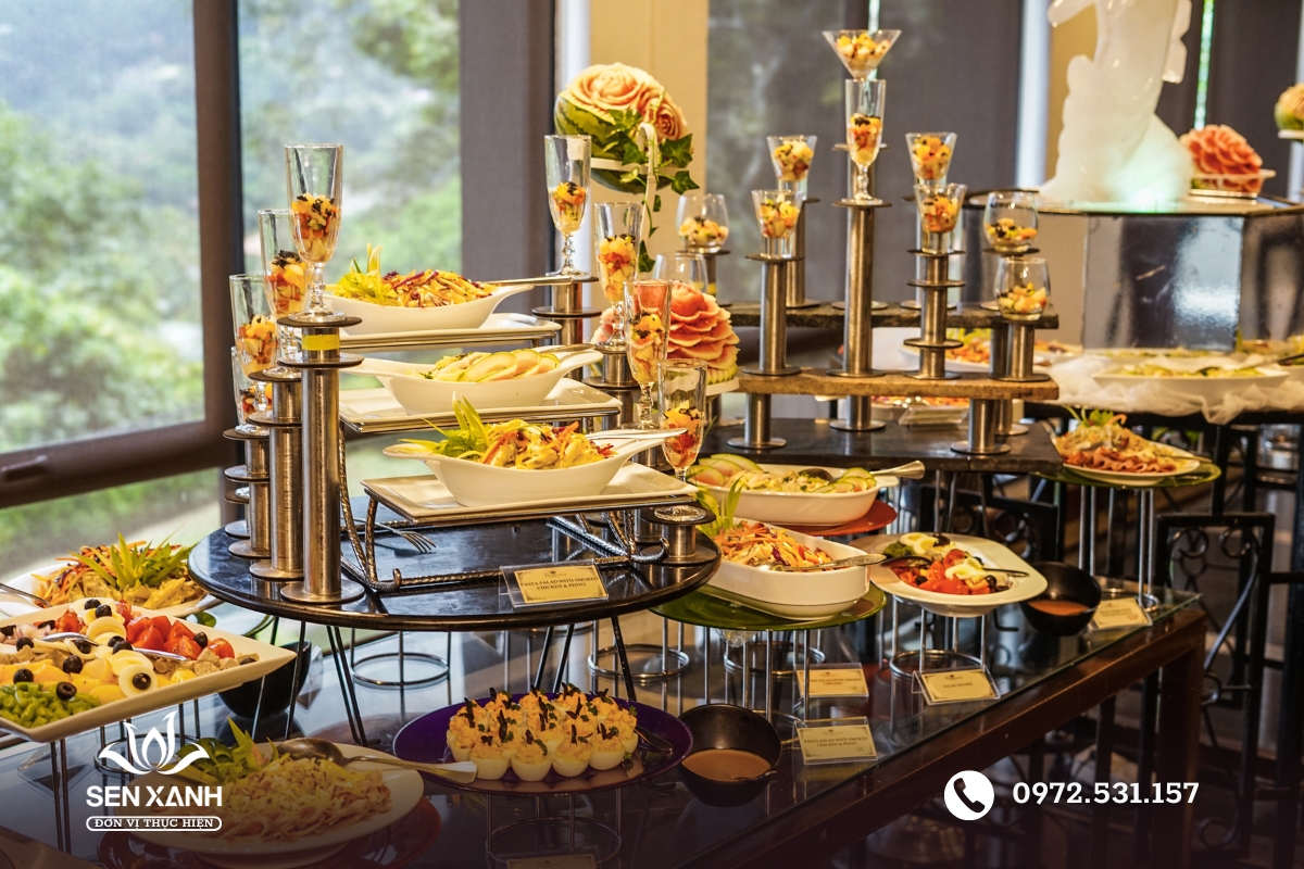 Tiệc buffet vừa tối ưu ng&acirc;n s&aacute;ch vừa phong ph&uacute;