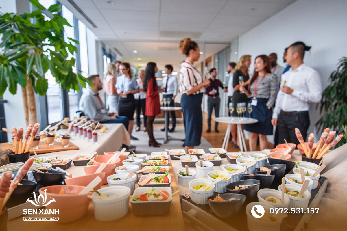 Tổ chức tiệc tại văn ph&ograve;ng vừa tiết kiệm vừa ấm c&uacute;ng