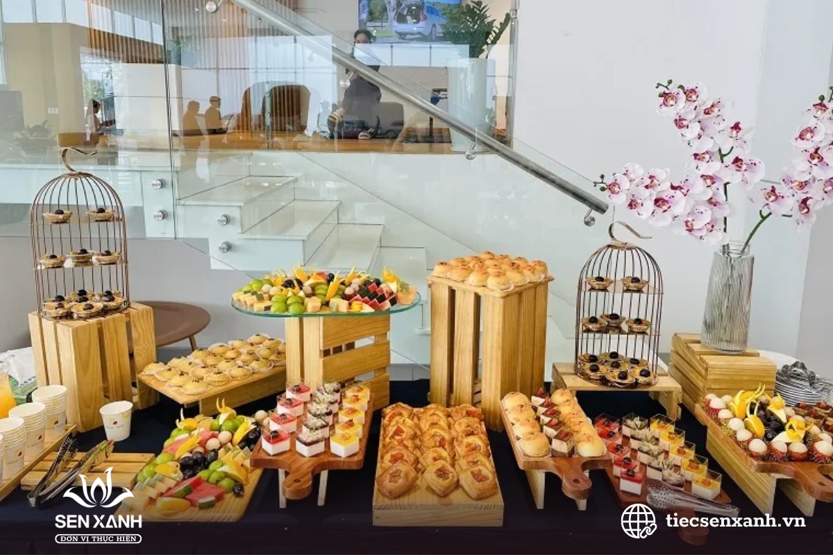 &nbsp;B&agrave;n tiệc finger food 20-11 với m&oacute;n ăn nhỏ xinh&nbsp;