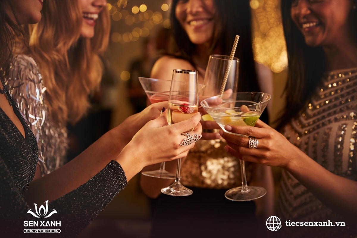Những lưu &yacute; khi tổ chức tiệc cocktail tại sự kiện
