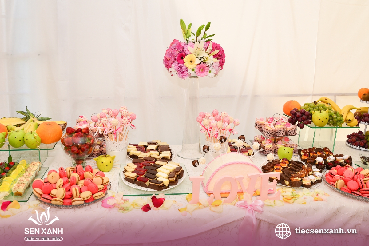 Thực đơn tiệc teabreak phong ph&uacute; v&agrave; tinh tế