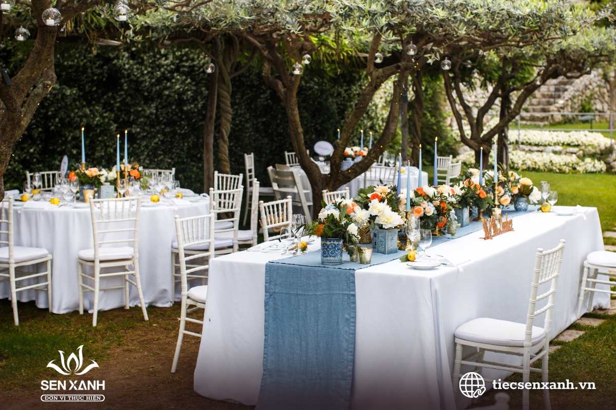 Tổ chức sự kiện ngo&agrave;i trời kh&ocirc;ng gian tho&aacute;ng m&aacute;t v&agrave; rộng r&atilde;i