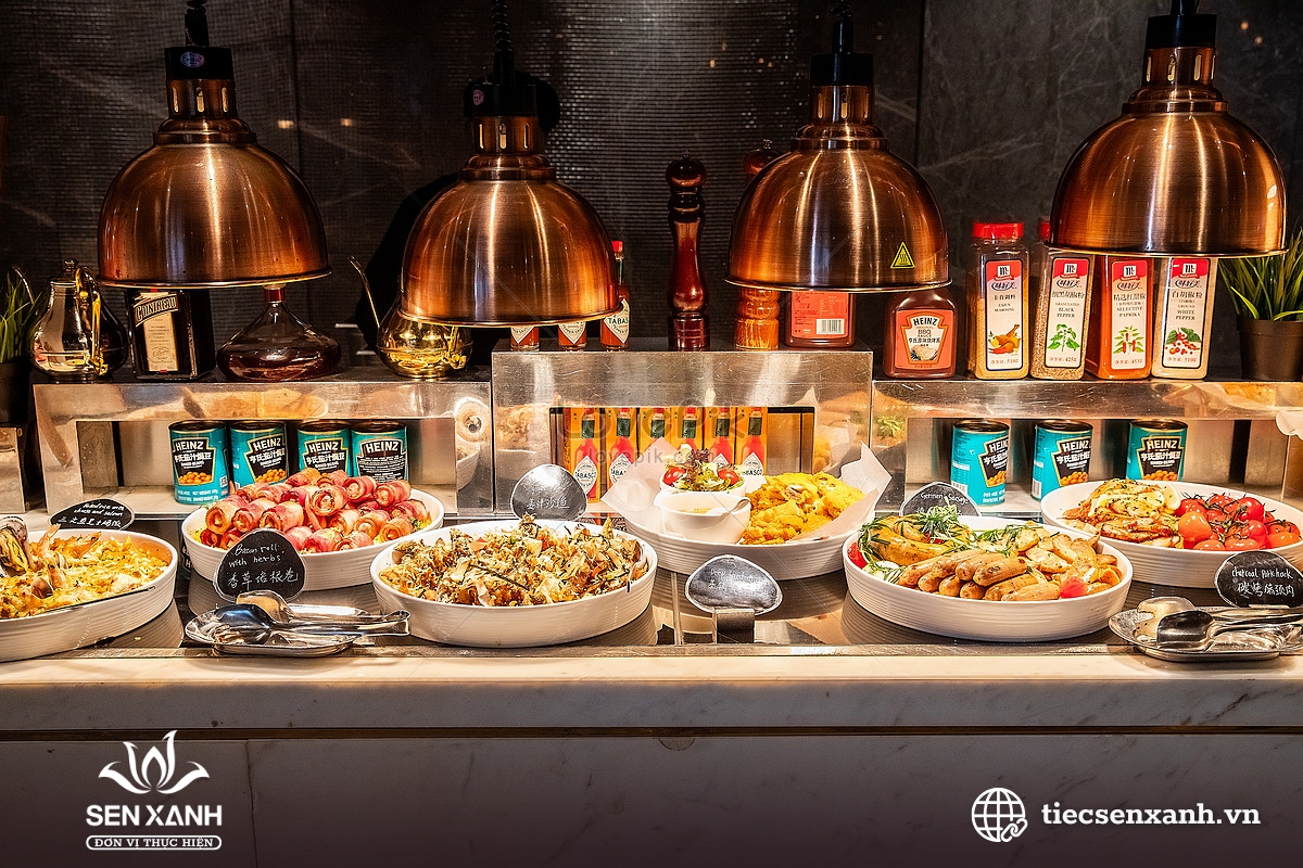 Trang tr&iacute; tiệc buffet thu h&uacute;t tại tiệc hội thảo