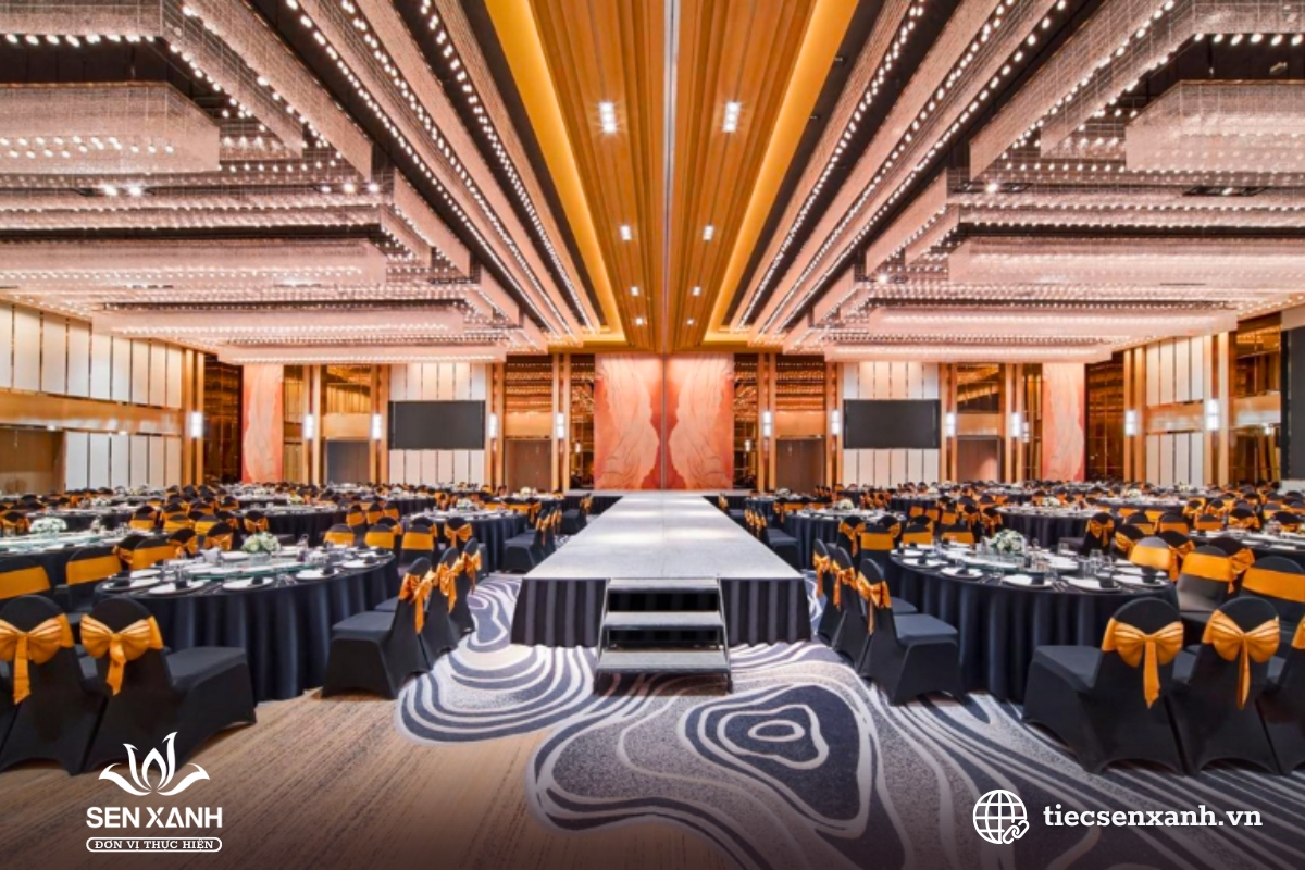 L&ecirc;n kế hoạch tổ chức year end party