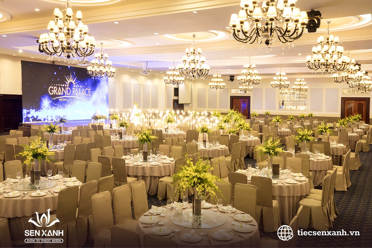 Tổ chức tiệc tất ni&ecirc;n trong nh&agrave; h&agrave;ng kh&aacute;ch sạn