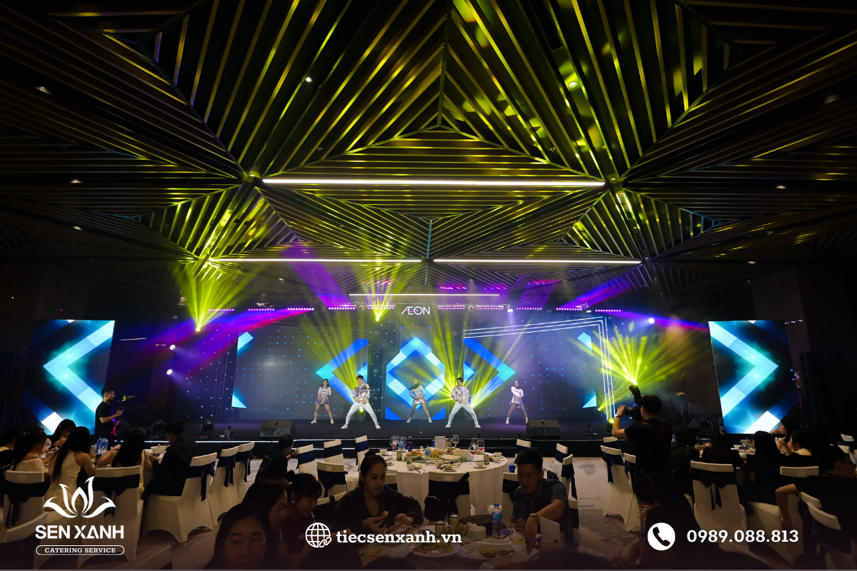S&acirc;n khấu, kh&ocirc;ng gian tiệc doanh nghiệp hiện đại